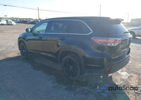 2016 Toyota Highlander Le V6 z USA, uszkodzony, nr VIN 5TDBKRFH5GS263497